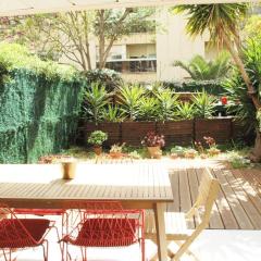 Le Square Pauline: Apt 4 Prs, Jardin, Parking, Mer