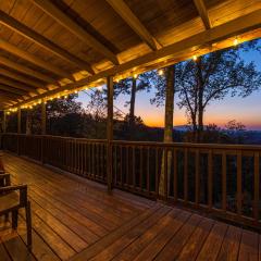 King Beds, VIEWS, Fire Pit, Spa, No Fees, New, Private, Games