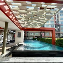 Dcondo Kathu - Top Floor 1 Bdr Condo with shared Pool