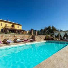 Villa Poggio al Sole by VacaVilla