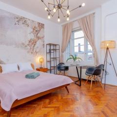 Bright-Nest Downtown Terrace NW