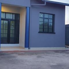 Cozy Nest Oasis - Serviced Apartment