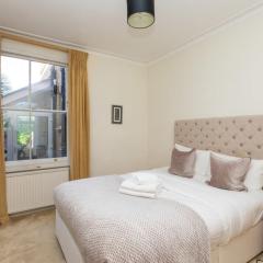 Modern & Beautifully-lit 1 bedroom Flat Sheperd's Bush!
