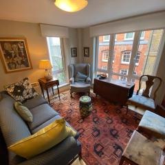 Charming & Centrally Located 1 bedroom Flat - Barbican!