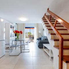 Duplex apartment in Las Americas