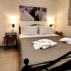 Cozy suite by Spiros & Marina