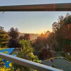 HimWanderer Camps & Cottages Pangot