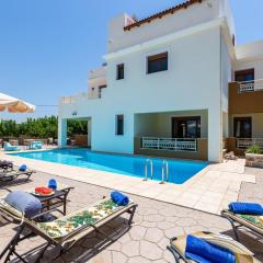 Newly Renovated Villa 4 Seasons with BBQ, private pool, ping pond and football table