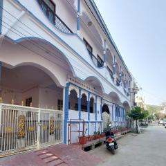 The Gunjan Villa Palace