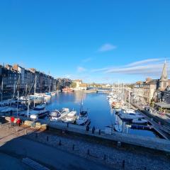 Les Colombages - studio ON the port of Honfleur - nice view