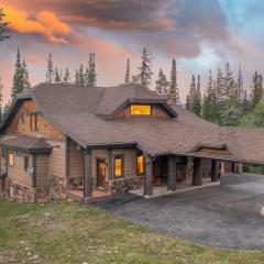 Expansive elegance at base of Peak 8, 6 en-suites, 9 fireplaces, game tables, hot tub!