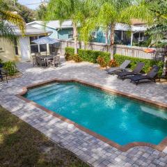 Turtles Nest Pool Home ~ Hot Tub ~ Walking Distance to the Beach - 821 E. 11th