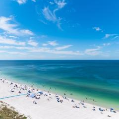 Beachfront 2 Bed at Popular Seawinds