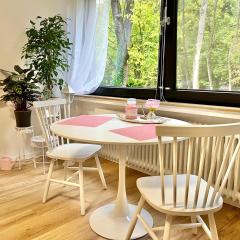 Cronenberger Apartment mit Garten - kontaktloses Einchecken, Netflix, Kingsize-Bett