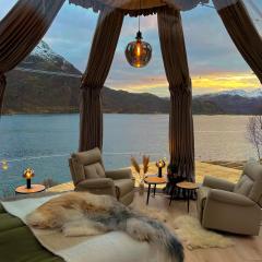 Lofoten glampingdome