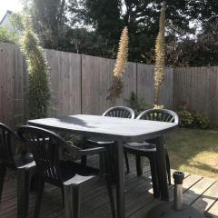 Appartement au RDC avec accès direct plage, parking et WIFI à Trégastel - FR-1-368-45
