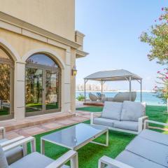 Vacay Lettings -Private Pool & Beach Villa at Palm Jumeirah