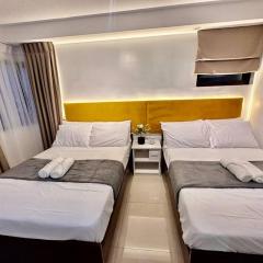 Hotel Living,The Persimmon double beds 4pax (904)