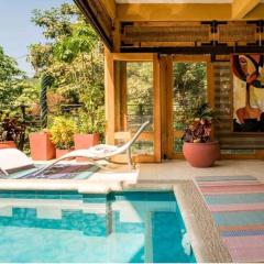 Caribbean House, W/Pool, 5 minutes to the beach