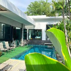 Intimate Oasis, 2 bedrooms Pool