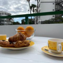 Beach and Yumbo cozy home