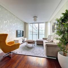 Upscale Apartment by LovelyStay