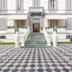 Tirreno Beachfront Apartments