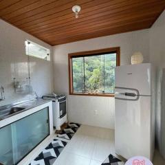 Apt 2 Bedrooms-10 min from the pier-Vila do Abraao