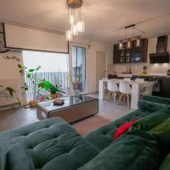 Spacious apartment near the beach
