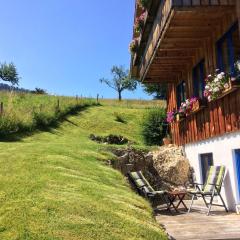 Ferienwohnung mit Aussicht im Bergdorf Steibis im Allgäu