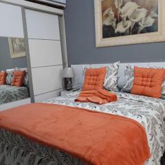 Conjugado Moderno 6 min da Praia Wi-Fi e Ar