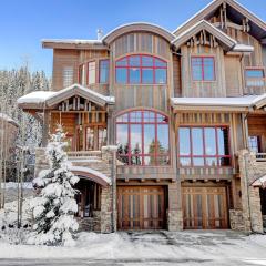 Ski In/Out Luxury Villa 456 / Hot Tub & Great Views / Best Price - $500 FREE Activities Daily