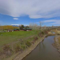 Yellowstone River Retreat in Big Timber, Montana!! Dramatic views of the Yellowstone River.