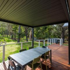 Serenity HG2 3Br 1&half Ba with Absolute National Park Frontage