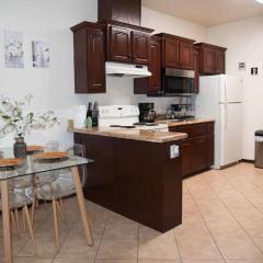 3BD 2BT town suite minutes away Medical Center