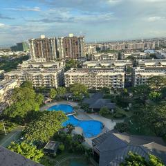 Condo in Taguig, 2br condo, Acacia Estates, BGC,