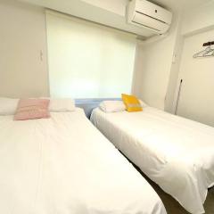 Honmachi Station 1min Shinsaibashi 3min 4beds IM1