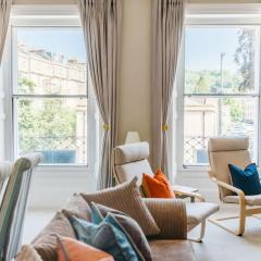 Luxury, Central, Sun-Filled 3 Bed Haven in Bath