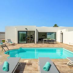 Villa Mercedes Luz by Villa Plus