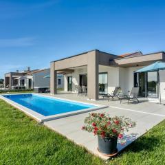 Villa Tetiana - Pool and Whirlpool