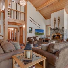 Creek Side- 4 Primary Suites, Hot Tub, Shuttle to Slopes, Pet Friendly