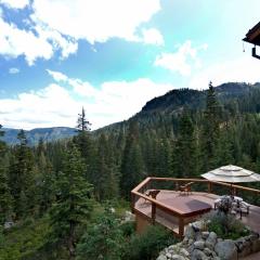 Eagles Nest- Hot Tub- Pool Table- Shuttle to Slopes