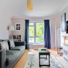 Charming One Bed Abode In East Putney