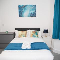 Cricklewood Deluxe Ensuite Room