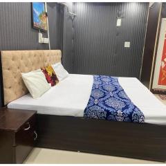 Hotel Subh Ratri, Jhansi