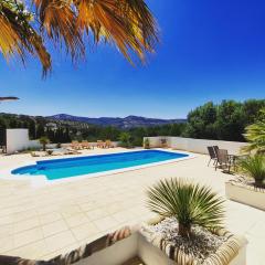 CORTIJO PENNYMARIA Poolside Apartment near Montefrio with stunning views