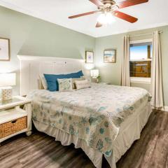 Deeded Beach Access- 10 min Walk to Hangout