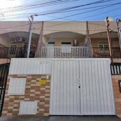 Casa 2/4 para temporada