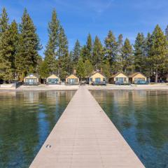 Sandy Cove on the North Shore -Lakeside Cottage with Pier Beach, and HOA Amenities