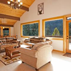Valley View at Palisades -4 BR w Mountain Views, Pet-Friendly, and Close to Village